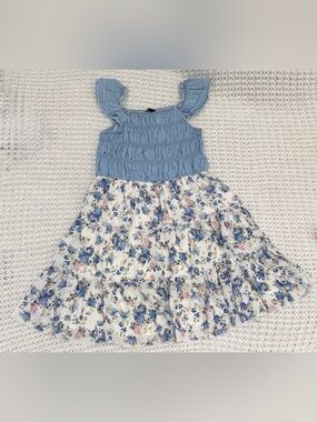 Lilt girls smocked mixed-media dress in blue/ivory size 14.5